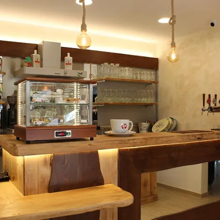 Hotel Ristorante La Collina