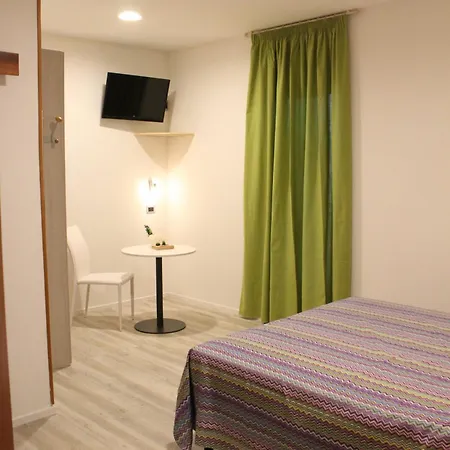 Ristorante La Collina ホテル イーモラ