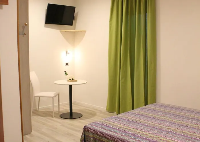 Ristorante La Collina Ξενοδοχείο Ίμολα